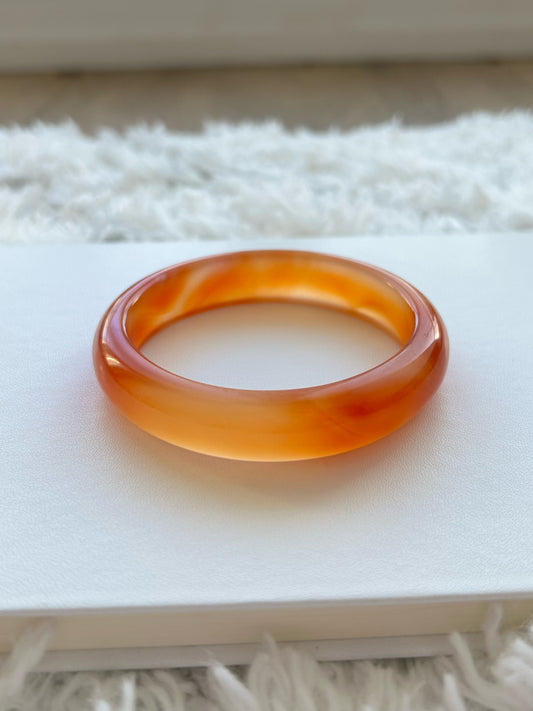 Ombre - Red Carnelian Agate Bangle