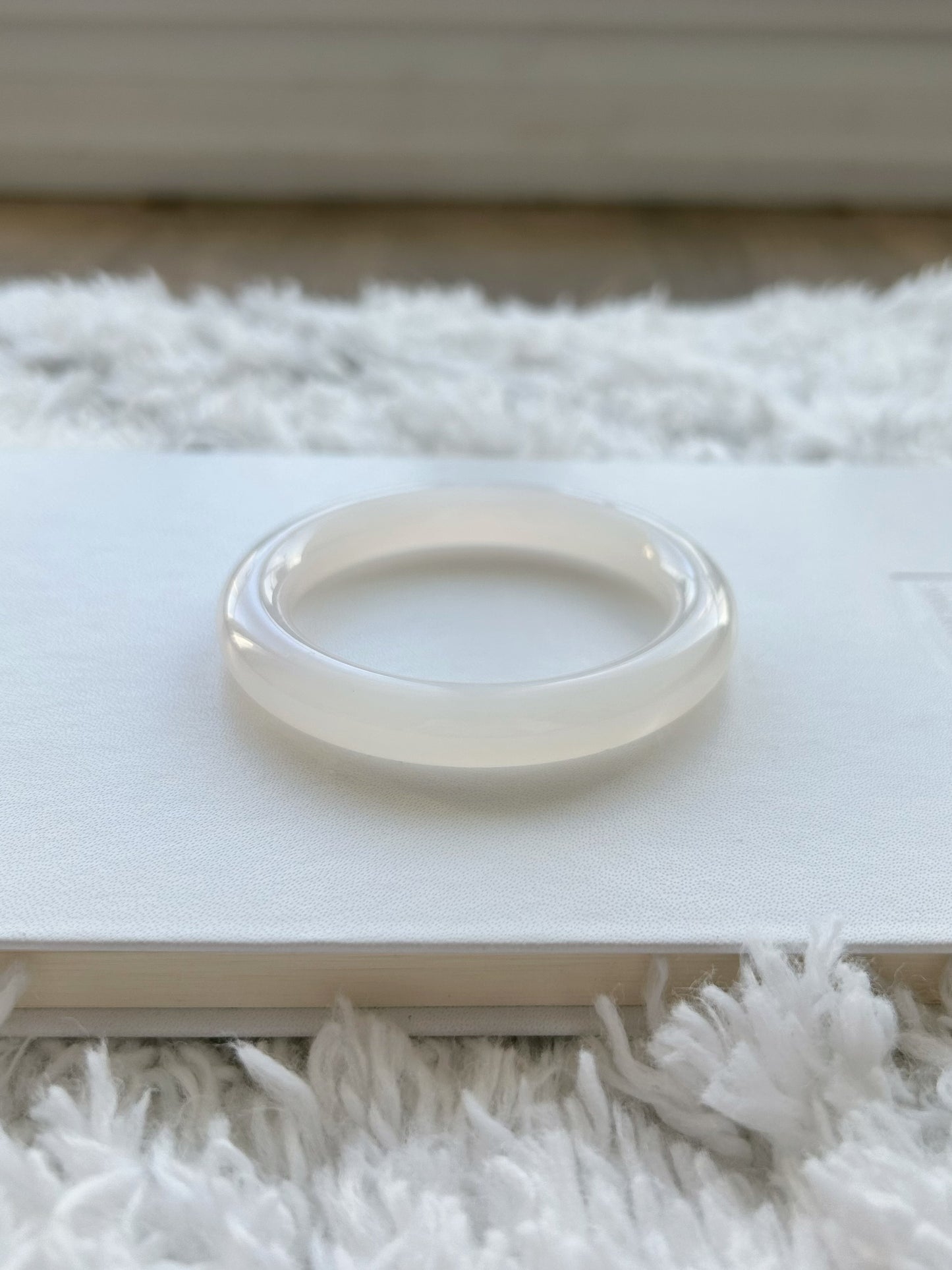 Cloud - White Agate Bangle